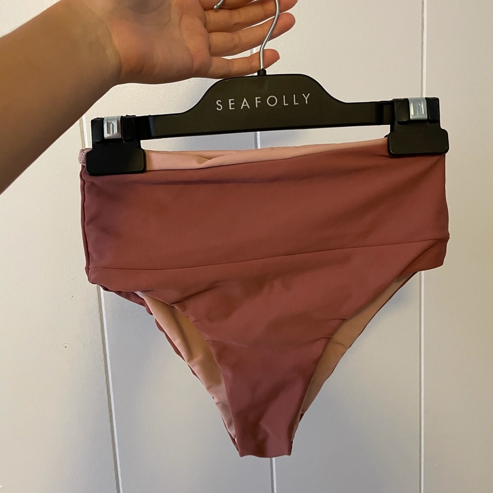 Cheeky High waisted bikini bottoms